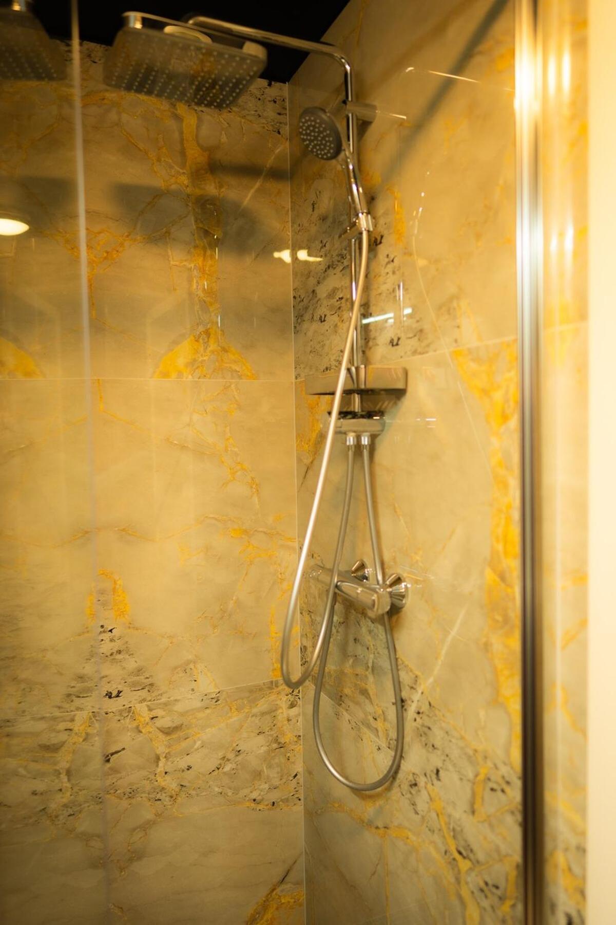 Bam Bam - Grand Place Apartma *